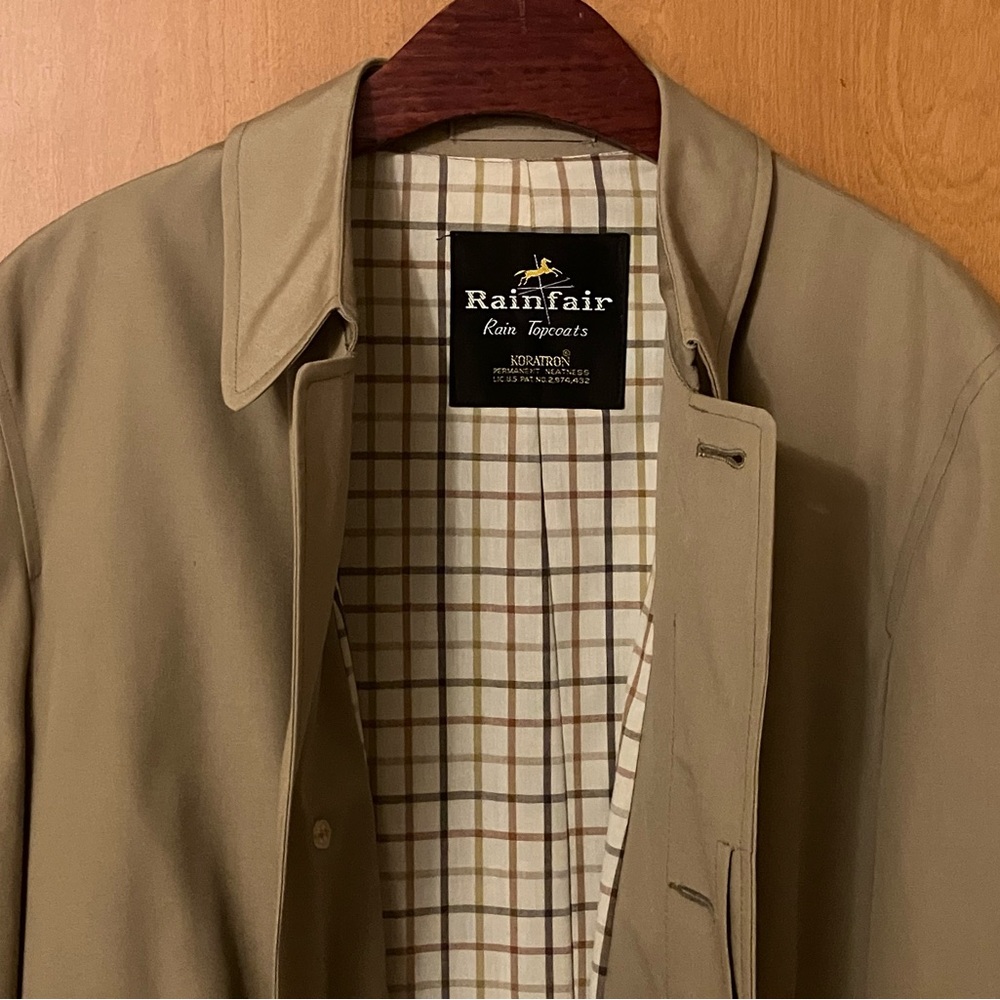 Rainfair Rain Topcoat Men's Tan/Khaki Plaid Lining Button Up Trench Coat Sz 40L